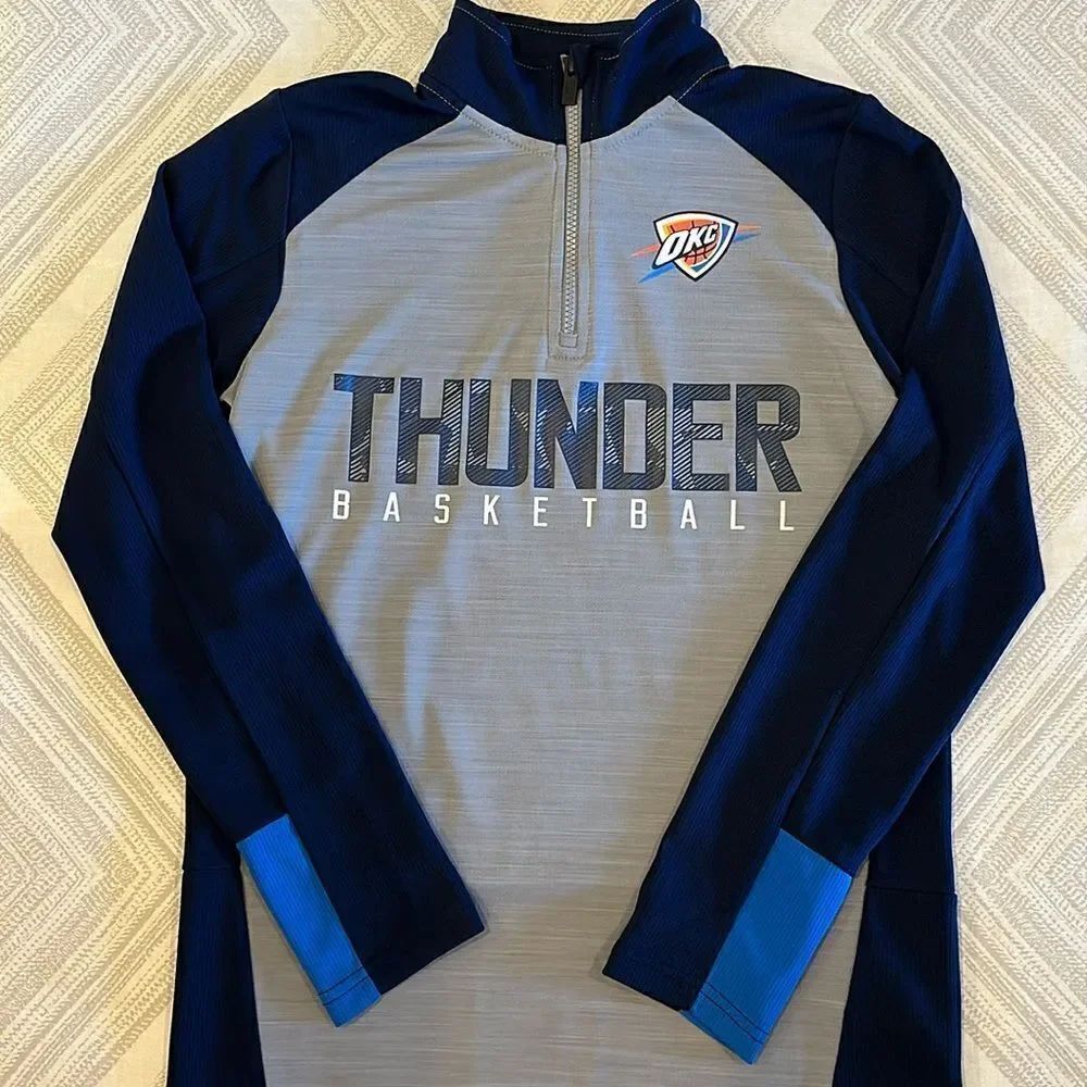 NBA Youth Oklahoma City Thunder Basketball Boys 1/4 Zip Long Sleeve Top